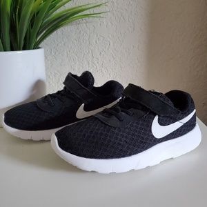 NIKE shoes || Toddler